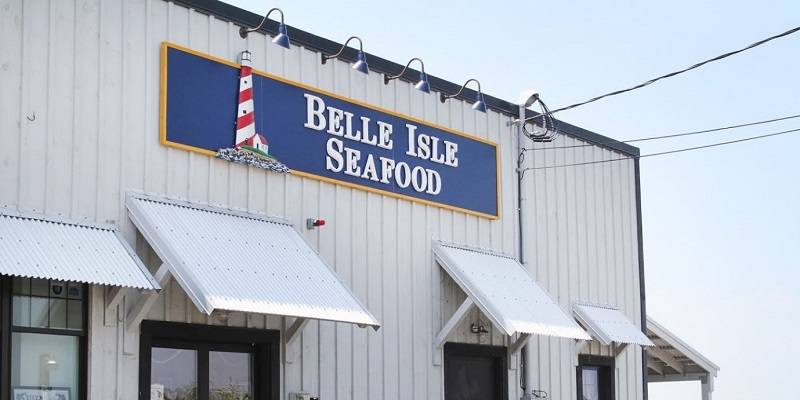 Belle Isle Seafood | restaurant | 1 Main St, Winthrop, MA 02152, USA | 6175671619 OR +1 617-567-1619