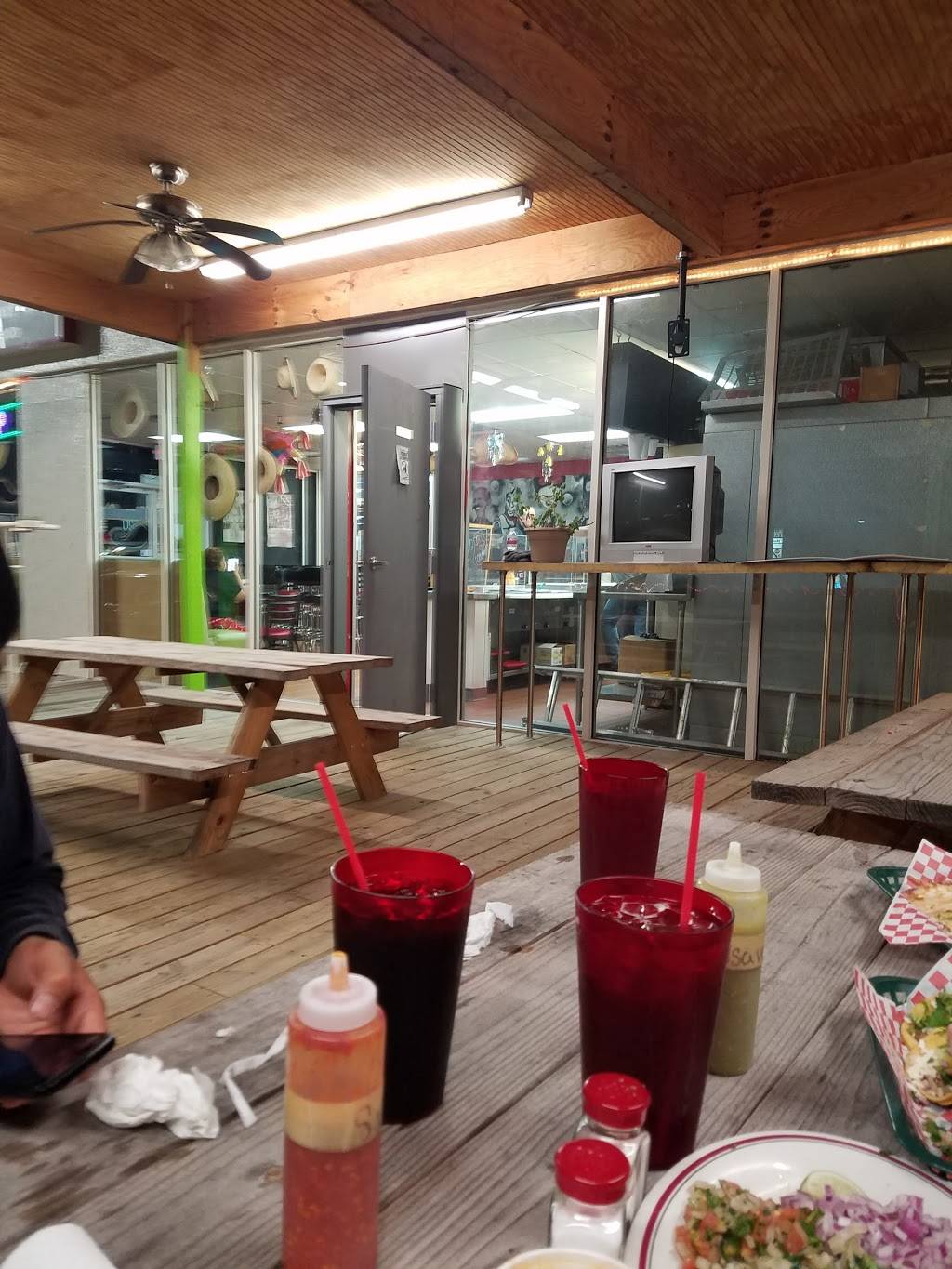 Don Bigotes | restaurant | 24900 Kuykendahl Rd, Tomball, TX 77375, USA | 8325341937 OR +1 832-534-1937