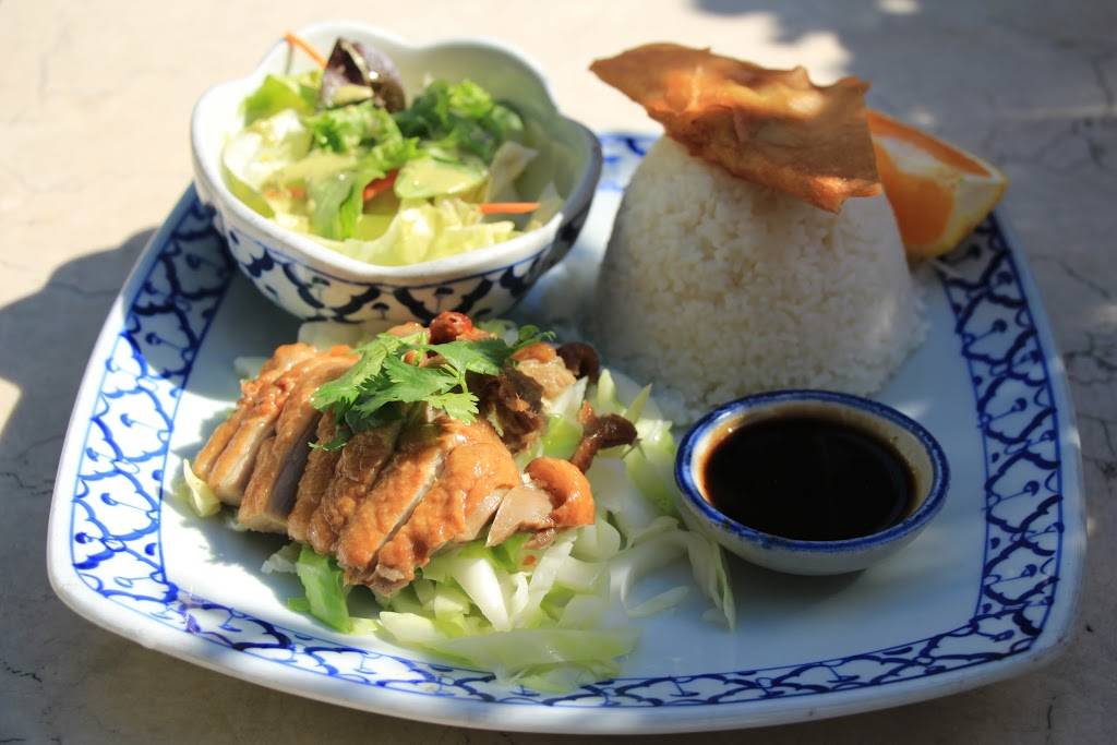 Berkeley Thai House | restaurant | 2511 Channing Way, Berkeley, CA 94704, USA | 5108418424 OR +1 510-841-8424