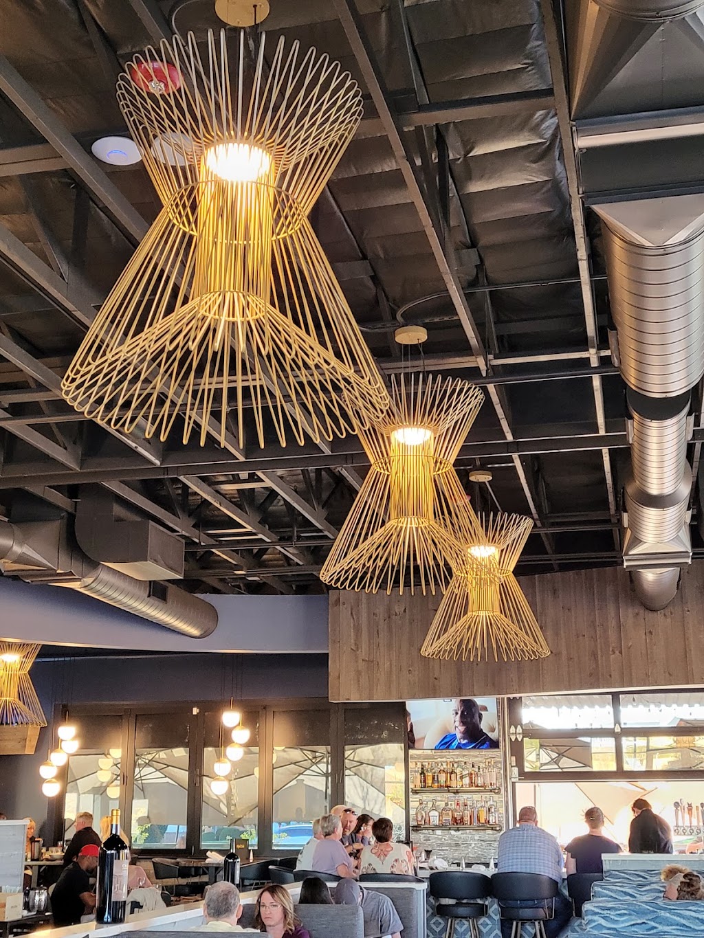 High Tide at the Steelyard | restaurant | 5045 S Gilbert Rd, Chandler, AZ 85249, USA | 4806082815 OR +1 480-608-2815