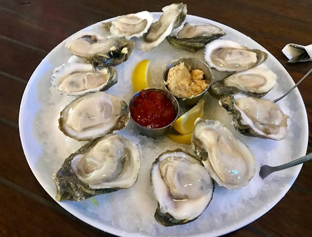 Sams Boat | restaurant | 9955 Barker Cypress Rd #100, Cypress, TX 77433, USA | 8323345490 OR +1 832-334-5490