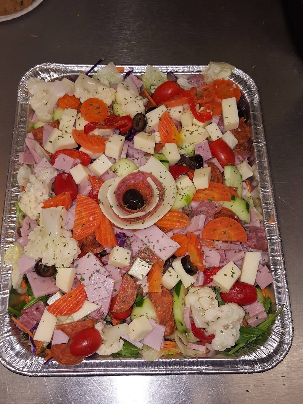 Fortunas Deli & Caterers | restaurant | 1244 Post Rd E, Westport, CT 06880, USA | 2032263587 OR +1 203-226-3587