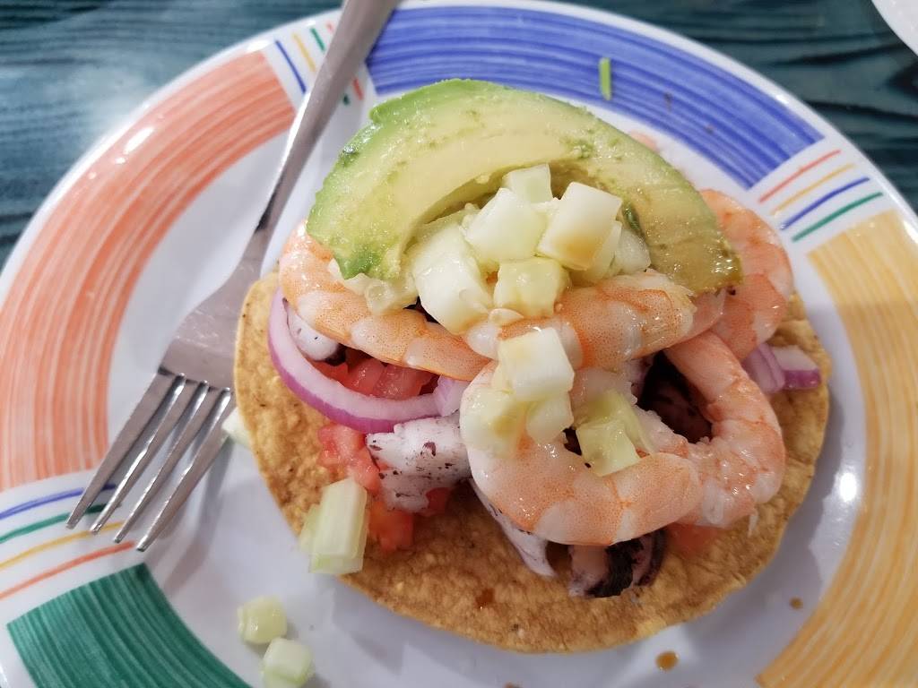 Las Islitas Mariscos Estilo Nayarit | restaurant | 4610 Farm to Market 1960 Rd W P, Houston, TX 77069, USA | 2817817336 OR +1 281-781-7336
