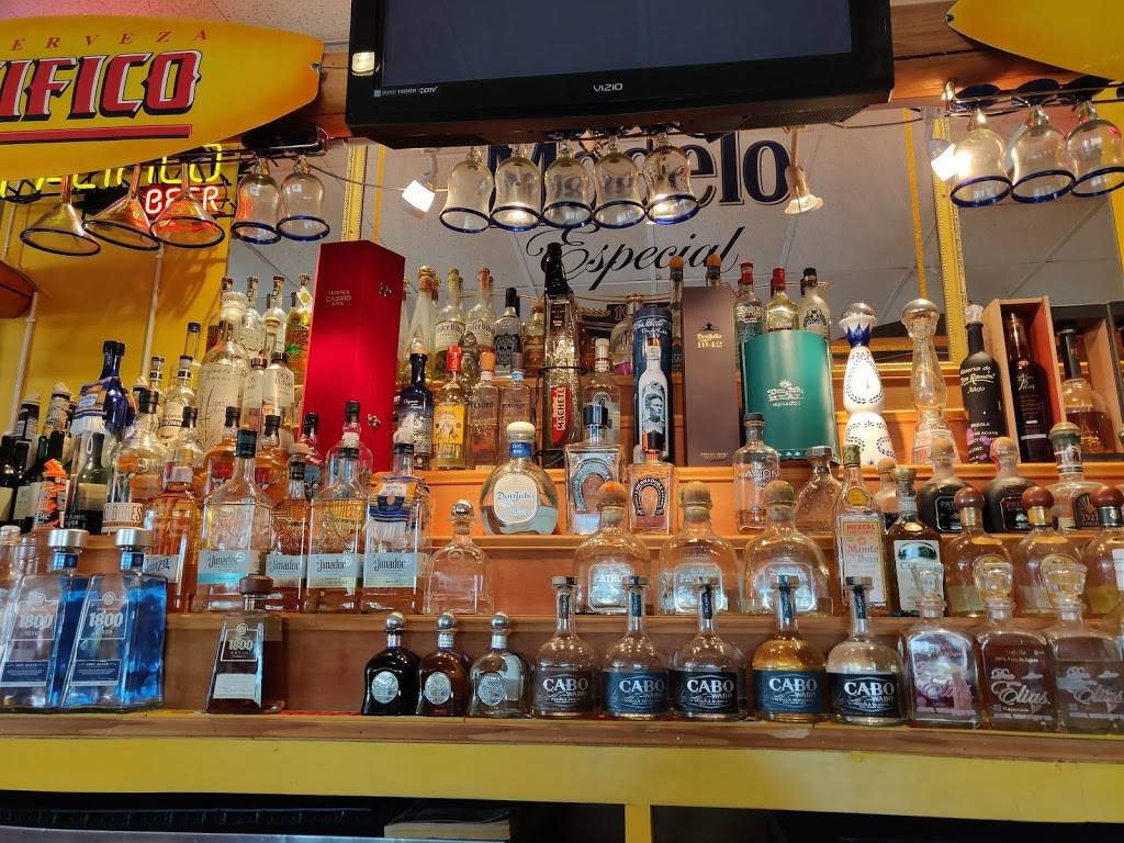 El Tapatio Restaurant | restaurant | 4475 Treat Blvd D, Concord, CA 94521, USA | 9258272413 OR +1 925-827-2413