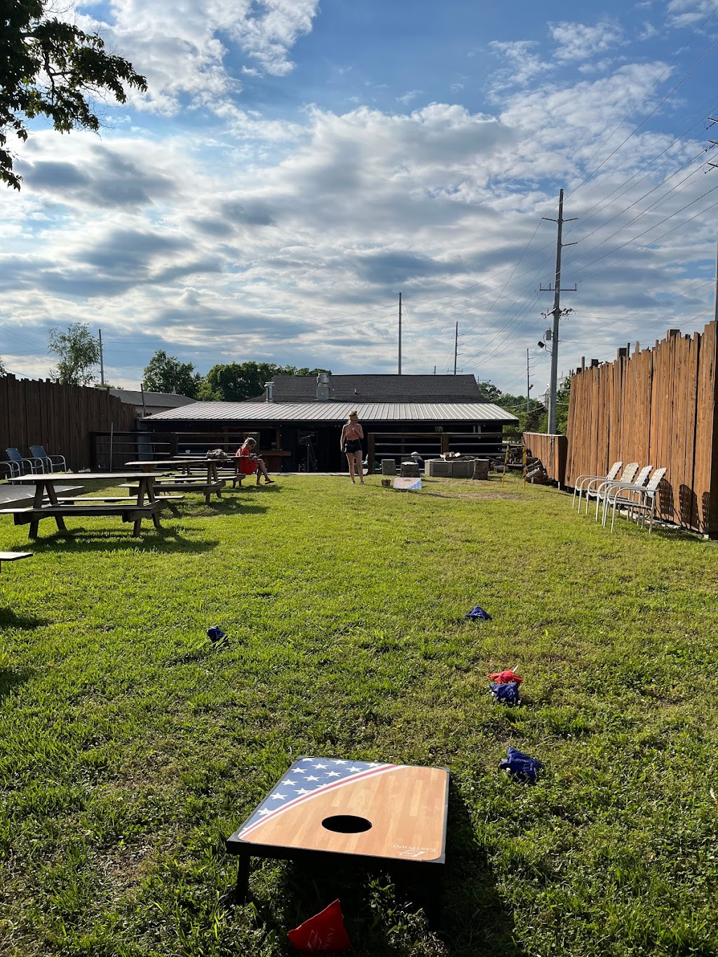 Rawhides | restaurant | 333 Swinging Bridge Rd, Old Hickory, TN 37138, USA | 6155417163 OR +1 615-541-7163