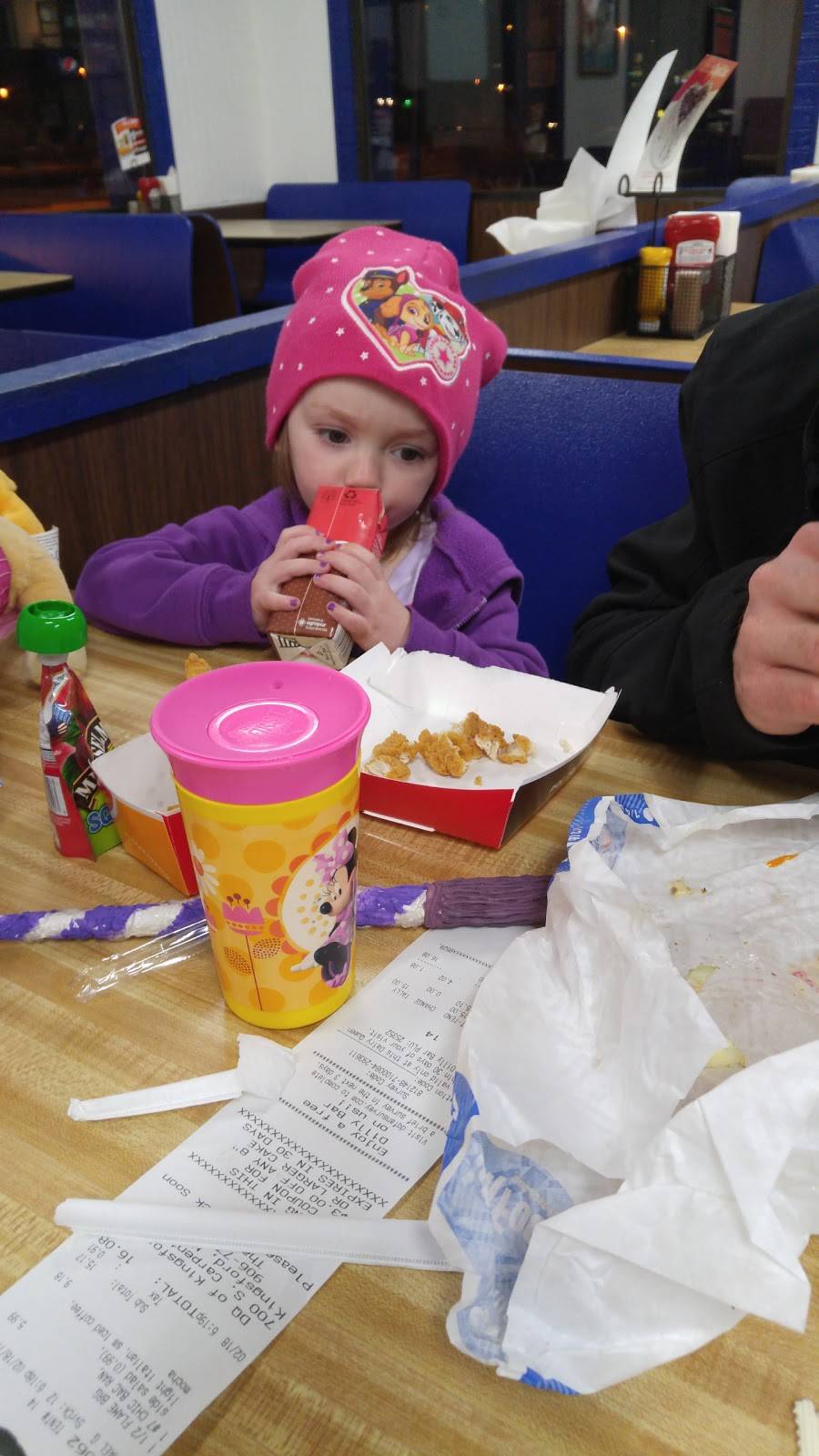 DQ Grill & Chill Restaurant | restaurant | 700 S Carpenter Ave, Kingsford, MI 49802, USA | 9067742602 OR +1 906-774-2602