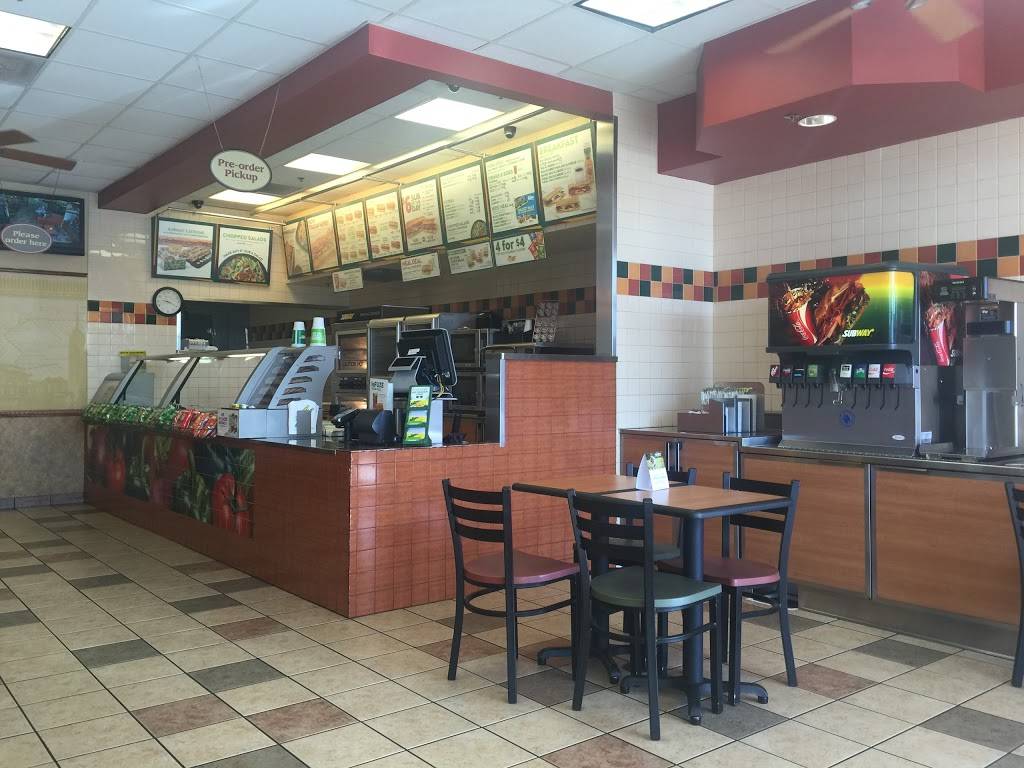Subway | restaurant | 2851 Canyon Springs Pkwy Suite D, Riverside, CA 92507, USA | 9516539028 OR +1 951-653-9028