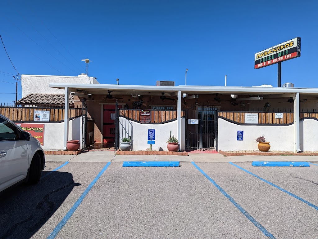 Habaneros Fresh Mex | restaurant | 600 E Amador Ave, Las Cruces, NM 88001, USA | 5755241829 OR +1 575-524-1829
