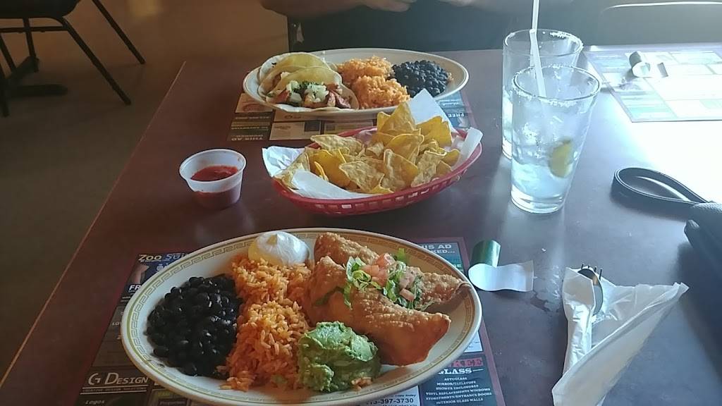 El Guanaco | restaurant | 50 Lamb St, South Hadley, MA 01075, USA | 4135365598 OR +1 413-536-5598