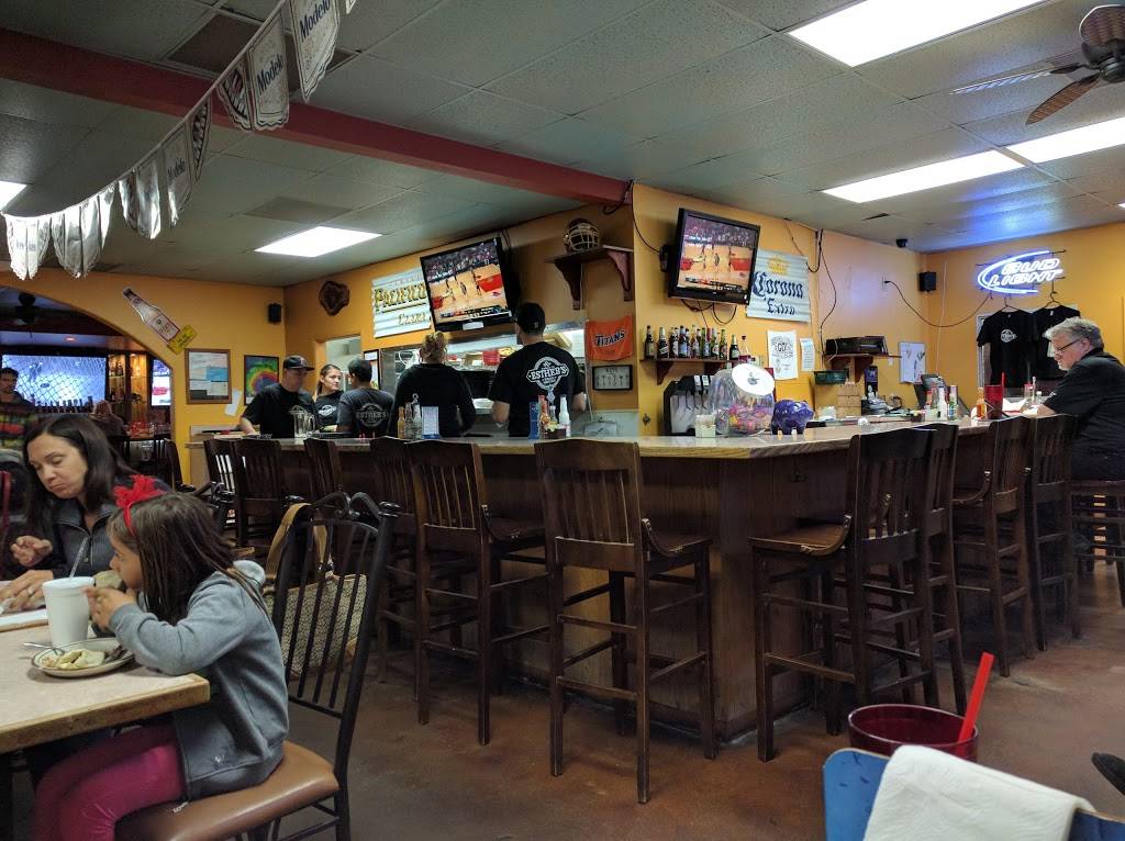 Esthers Taco House | restaurant | 2001 E Orangethorpe Ave, Placentia, CA 92870, USA | 7149962397 OR +1 714-996-2397