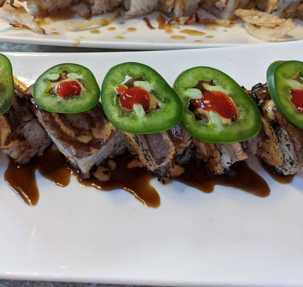 Go Fish Sushi | restaurant | 1555 Simi Town Center Way suite 400, Simi Valley, CA 93065, USA | 8055810101 OR +1 805-581-0101