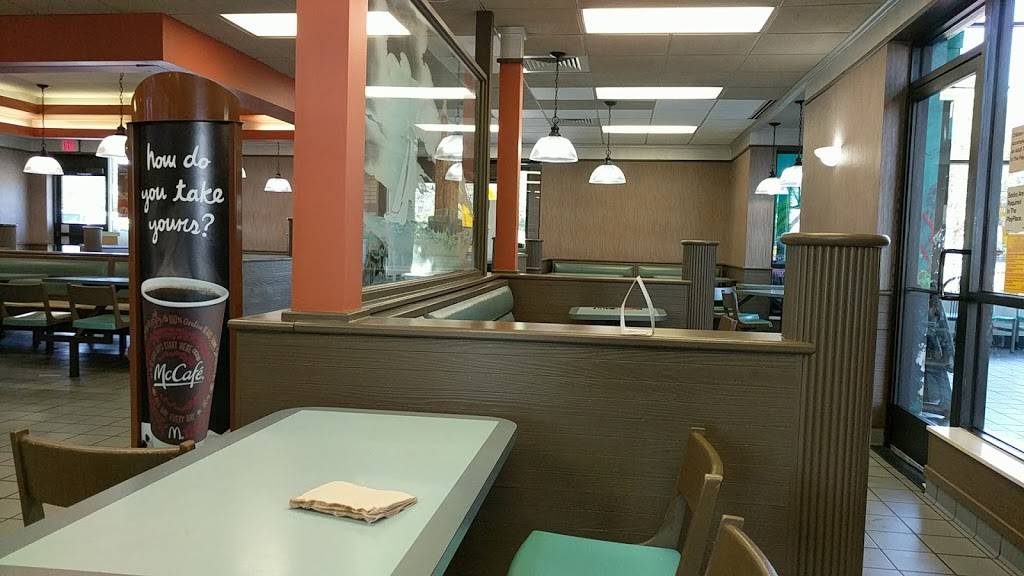 McDonalds | cafe | 14530 Laplaisance Rd, Monroe, MI 48161, USA | 7342419438 OR +1 734-241-9438