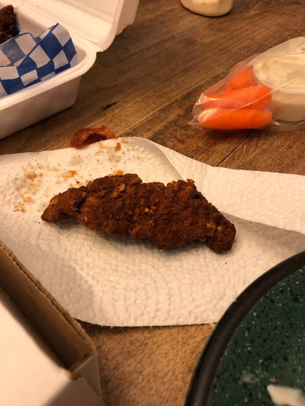 Volcano Pizzeria | restaurant | Lake-Carlton Plaza, 145 Carlton St, St. Catharines, ON L2R 1R5, Canada | 9056412555 OR +1 905-641-2555