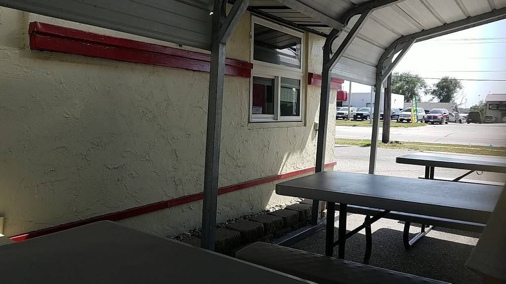 DLeons Mexican Food | restaurant | 2140 W O St, Lincoln, NE 68528, USA | 4024387100 OR +1 402-438-7100