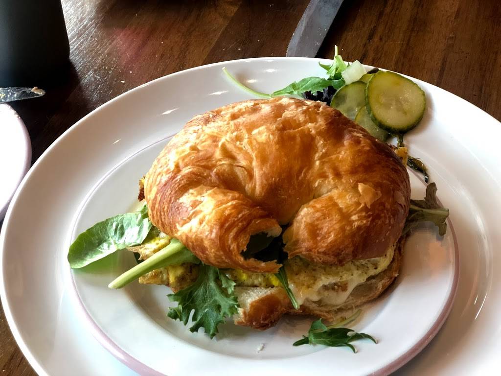 Bella La Crema, Bistro, Butter Bar & Market | restaurant | 405 Main Street Unit B #2528, Lyons, CO 80540, USA | 3038238666 OR +1 303-823-8666