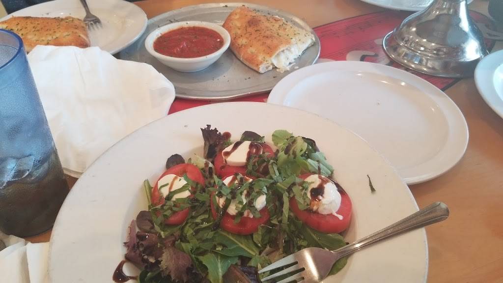 Puccinis Pizzeria | meal takeaway | 85 Ava Way, St. Augustine, FL 32084, USA | 9043427757 OR +1 904-342-7757