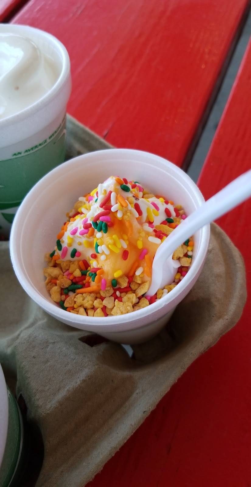 Dairy Depot | restaurant | N Sandusky St, Delaware, OH 43015, USA | 7403635297 OR +1 740-363-5297