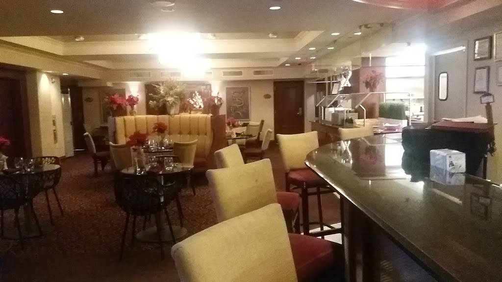 Marco Polos | restaurant | 3998 Brush Hollow Rd, Westbury, NY 11590, USA | 5163387777 OR +1 516-338-7777