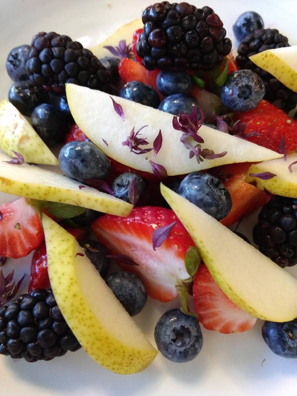 Scuffletown Garden Restaurant & Bar | restaurant | 421 Strawberry St, Richmond, VA 23220, USA | 8049121297 OR +1 804-912-1297