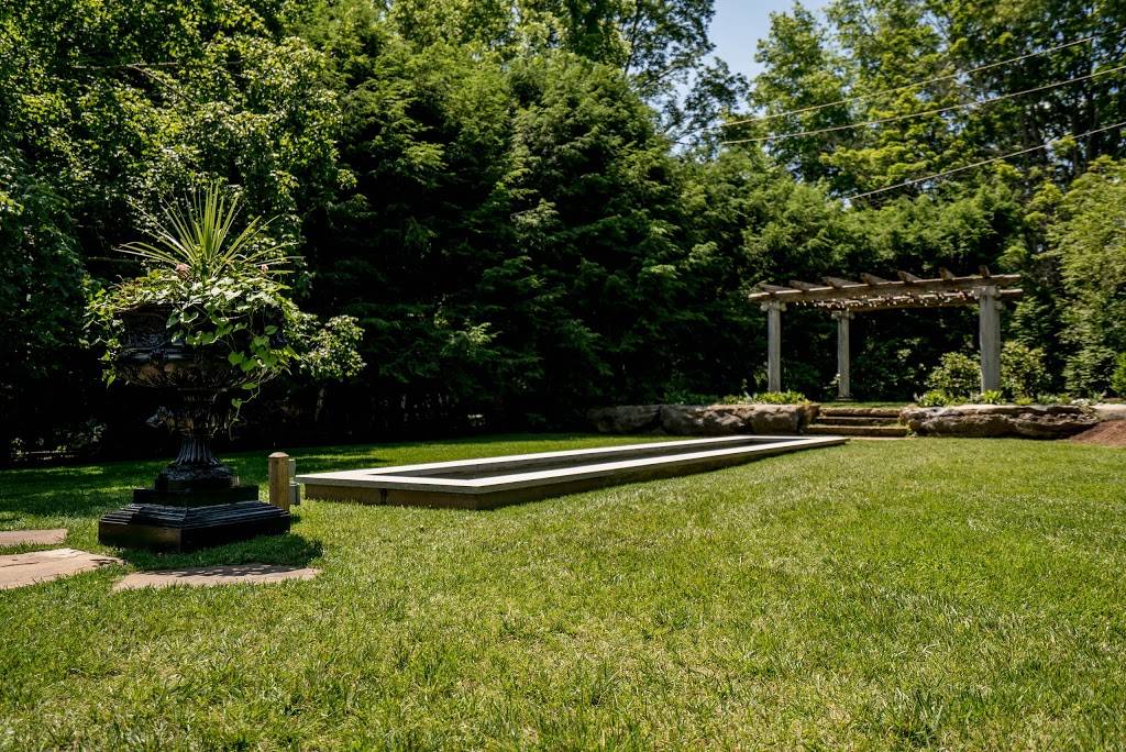 General Lewis Inn | restaurant | 1236 E Washington St, Lewisburg, WV 24901, USA | 3046452600 OR +1 304-645-2600