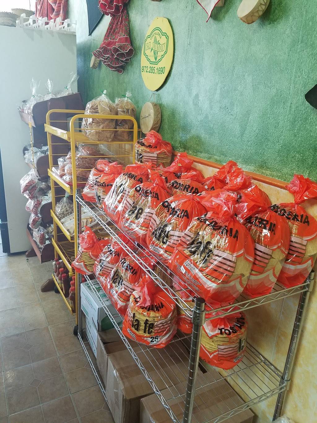 Tortilleria la Union | restaurant | 1811 N Galloway Ave, Mesquite, TX 75149, USA | 9722851690 OR +1 972-285-1690