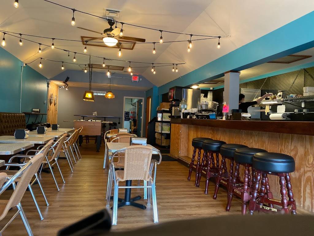 Lloyds Tasty Sandwiches | restaurant | 7512 Grandview Ave, Arvada, CO 80002, USA | 3034635804 OR +1 303-463-5804