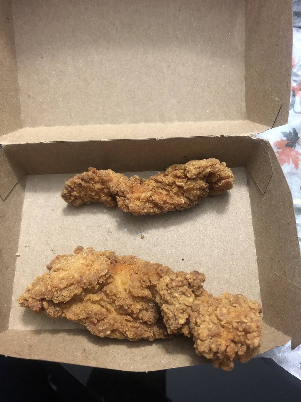 Harvey’s | restaurant | 801 York Mills Rd, North York, ON M3B 1X7, Canada | 4164499194 OR +1 416-449-9194