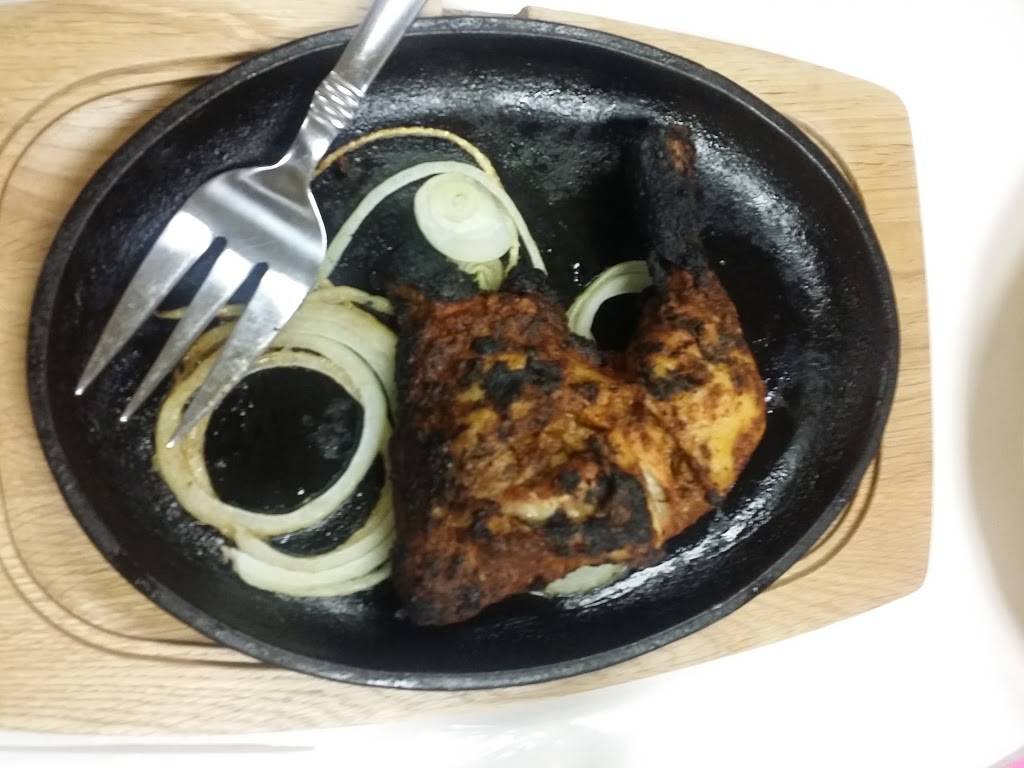 Saag Hut Restaurant | restaurant | 646 S Frontenac St, Aurora, IL 60504, USA | 6304999520 OR +1 630-499-9520