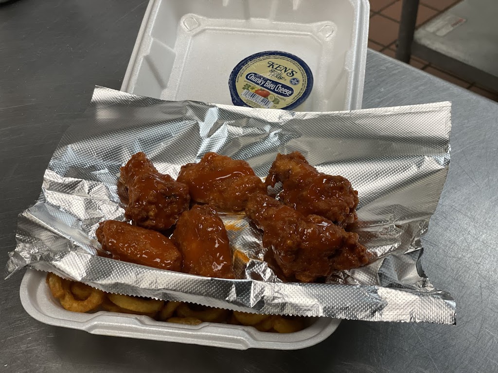 Makarios Kitchen | restaurant | 219 Highland Ave, Fitchburg, MA 01420, USA | 9784007872 OR +1 978-400-7872