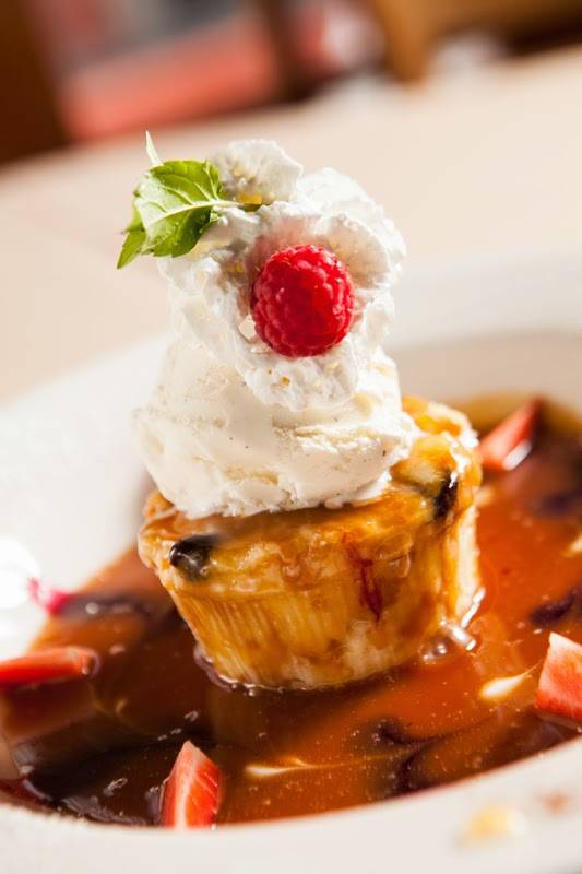 Twisted Vine Bistro | restaurant | 2214 Bay St, Fort Myers, FL 33901, USA | 2392261687 OR +1 239-226-1687