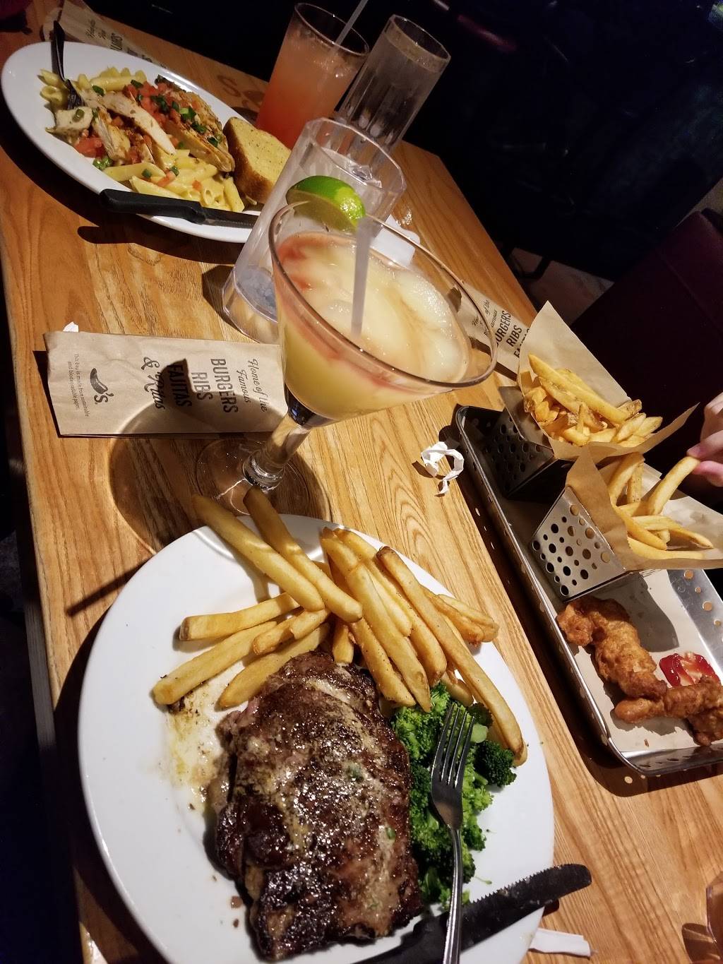 Chilis Grill & Bar | meal takeaway | 2745 W Kettleman Ln, Lodi, CA 95242, USA | 2093691808 OR +1 209-369-1808