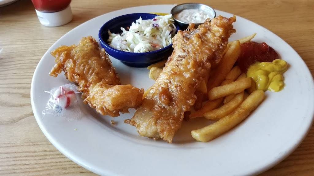 Flying Fish Bar & Grill | restaurant | 211 San Mateo Rd, Half Moon Bay, CA 94019, USA | 6507121125 OR +1 650-712-1125