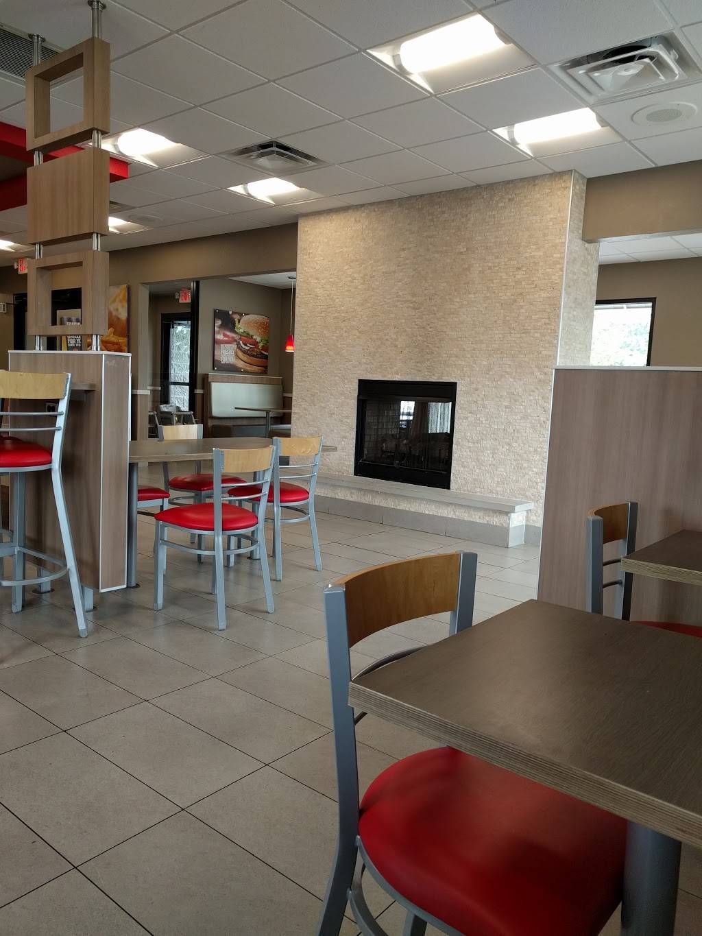 Burger King | restaurant | 2725 W Jonathan Moore Pike, Columbus, IN 47201, USA | 8123784816 OR +1 812-378-4816