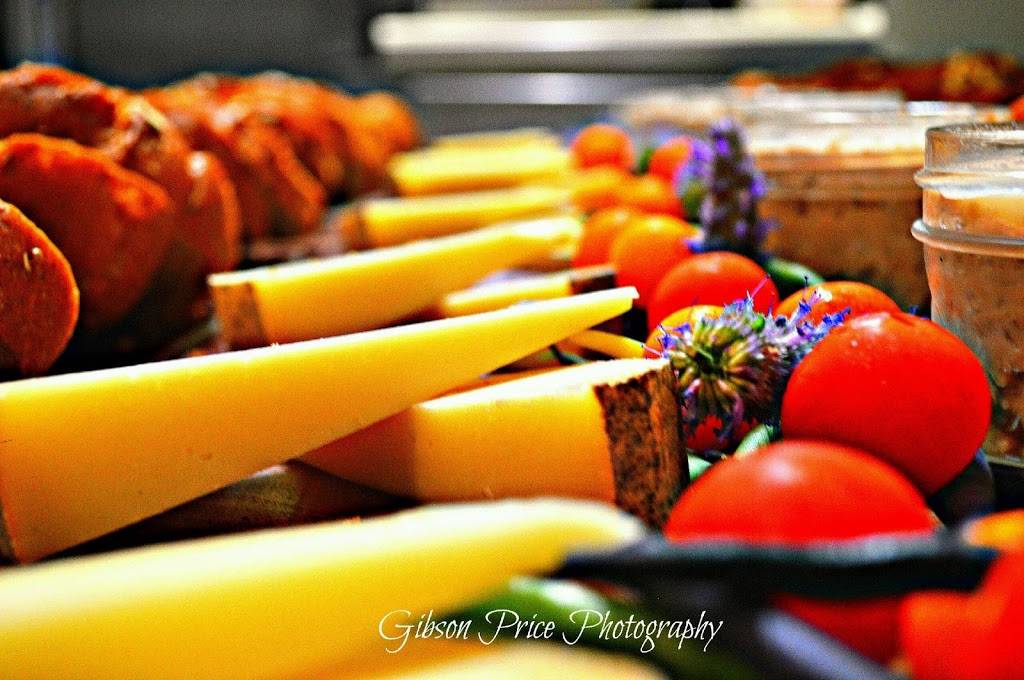 The Bleu Dog Cafe | restaurant | 14689 Welch Trail, Welch, MN 55089, USA | 6513887494 OR +1 651-388-7494