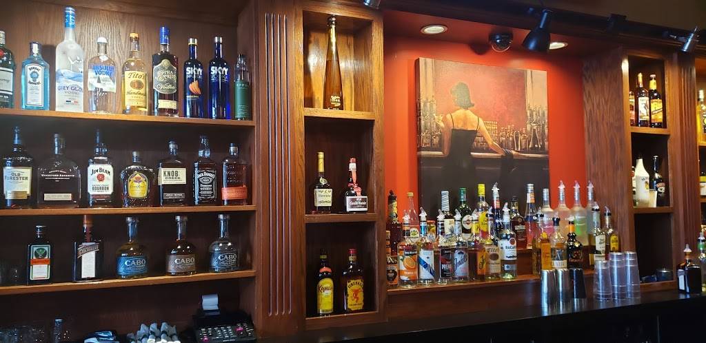 Ernestos | restaurant | 117 E Main St, La Grange, KY 40031, USA | 5022650406 OR +1 502-265-0406