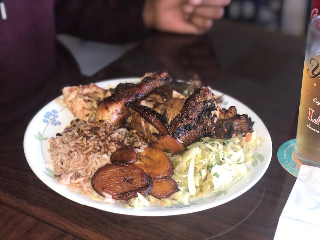 Irie Bay Jamaican Cuisine | restaurant | 10041 E Adamo Dr, Tampa, FL 33619, USA | 8135706929 OR +1 813-570-6929