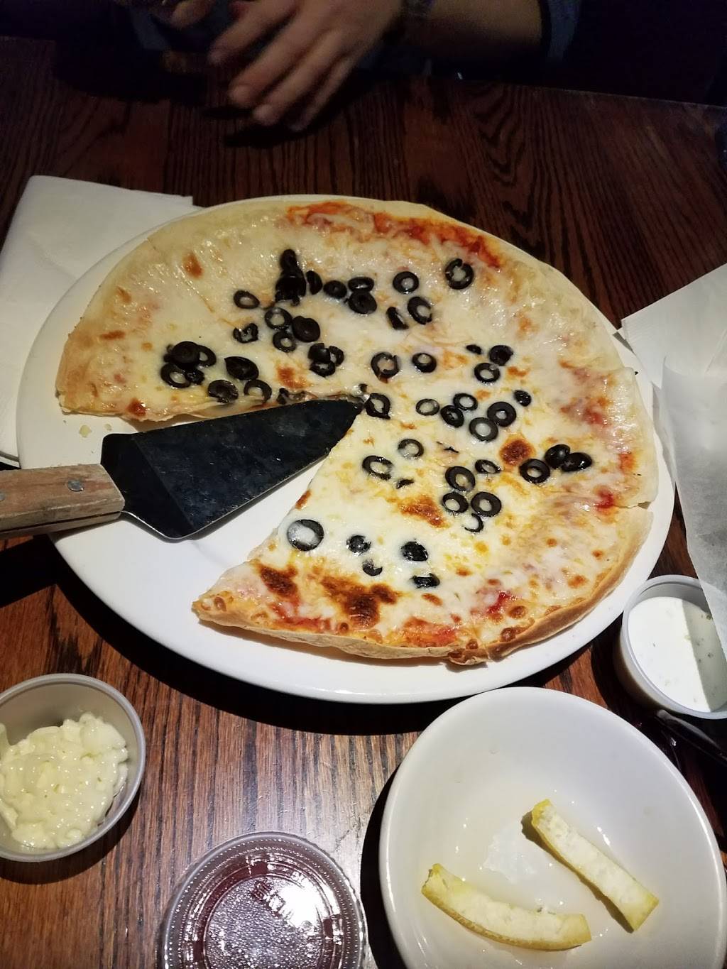 Chattanooga Billiard Club | restaurant | 110 Jordan Dr, Chattanooga, TN 37421, USA | 4234993883 OR +1 423-499-3883