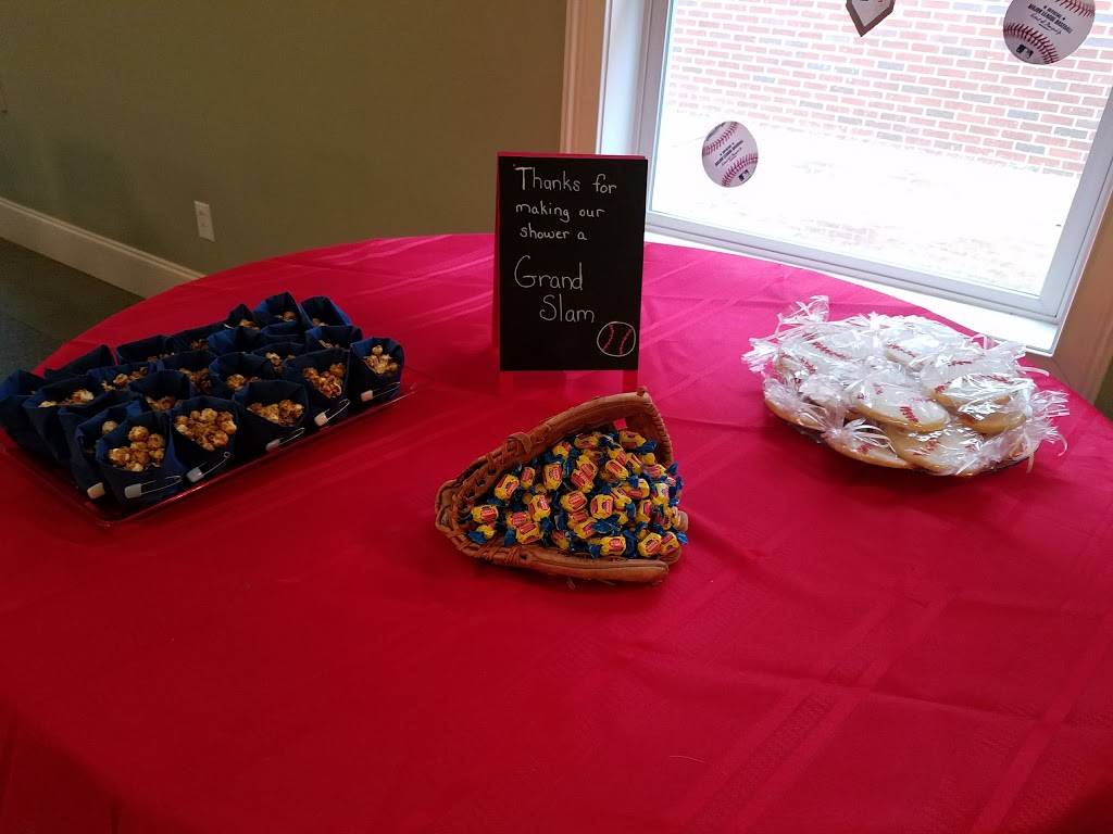 Gretchen’s ABS Cakes and Cafe | bakery | 439 N Main St, Mauldin, SC 29662, USA | 8642973095 OR +1 864-297-3095