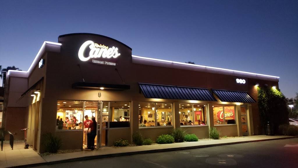 Raising Canes Chicken Fingers | meal takeaway | 960 E University Dr, Tempe, AZ 85281, USA | 4806963497 OR +1 480-696-3497