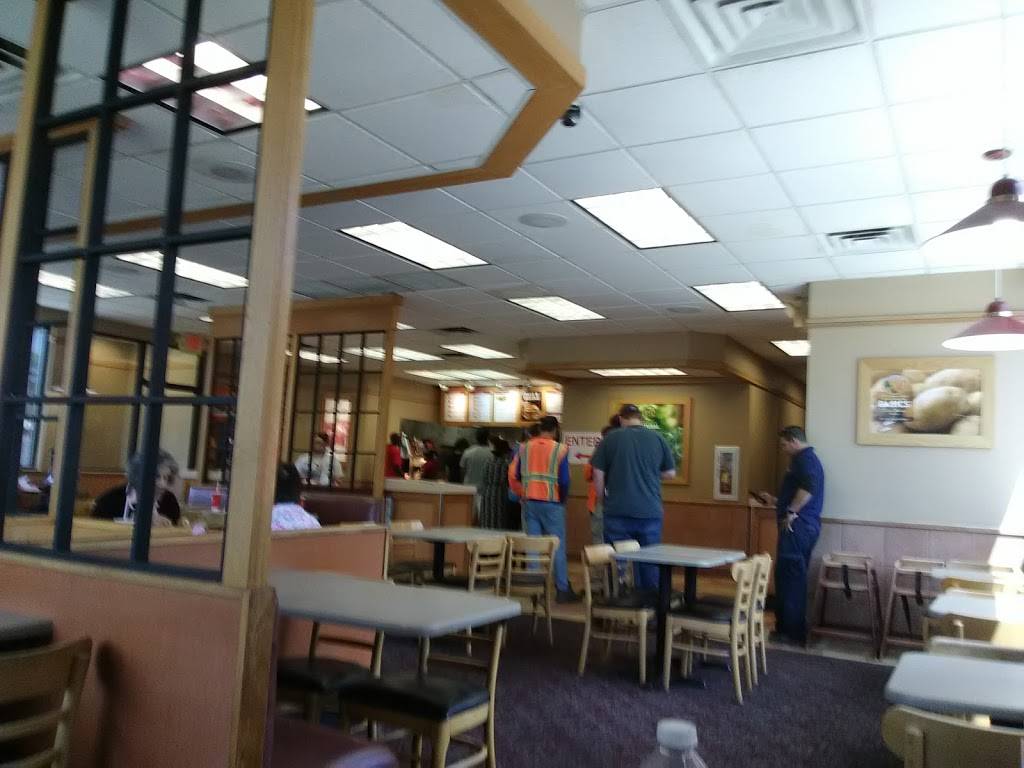 Wendys | restaurant | 3075 45th St, West Palm Beach, FL 33407, USA | 5616878534 OR +1 561-687-8534