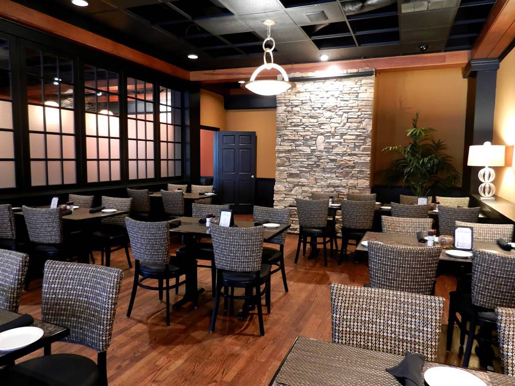 The Caroline | restaurant | 5 S Market St, Troy, OH 45373, USA | 9375527676 OR +1 937-552-7676