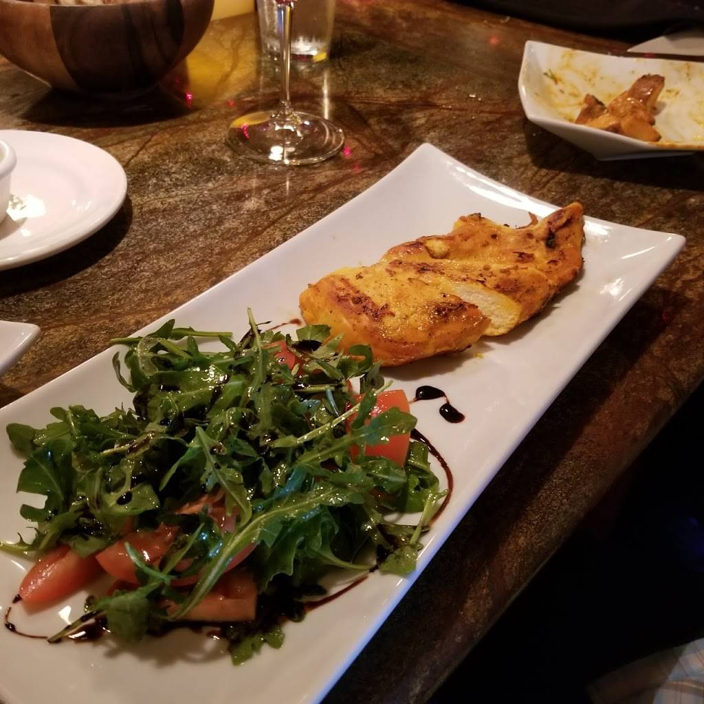 Vino Wine & Tapas Room | restaurant | 18046 W Ventura Blvd, Encino, CA 91316, USA | 8183432525 OR +1 818-343-2525