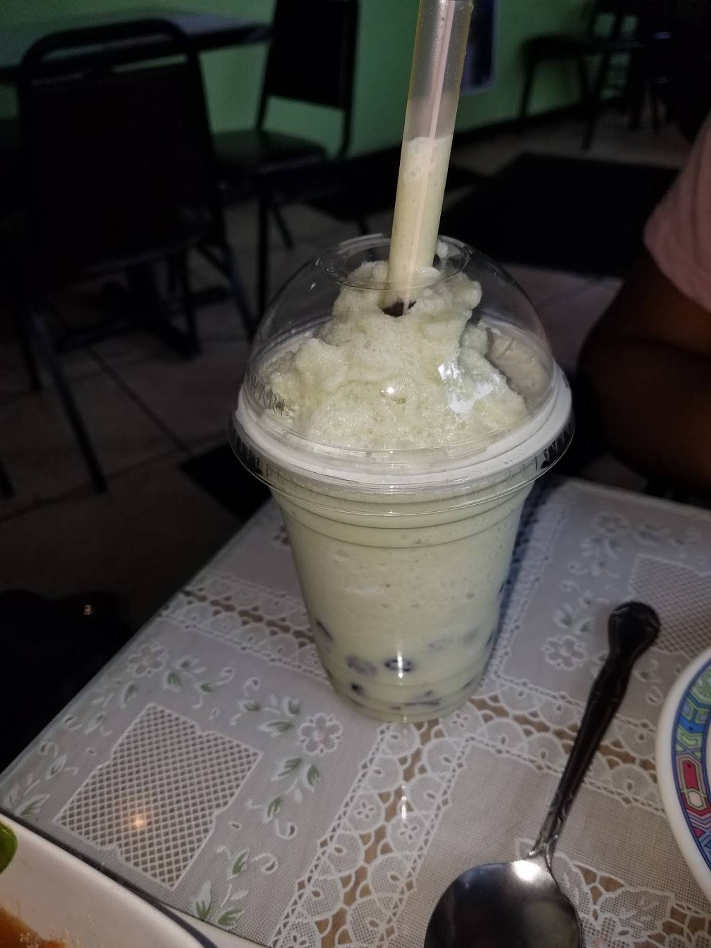 Asian Mix Cafe | restaurant | 3945 N Broadway, Chicago, IL 60613, USA | 7738570989 OR +1 773-857-0989