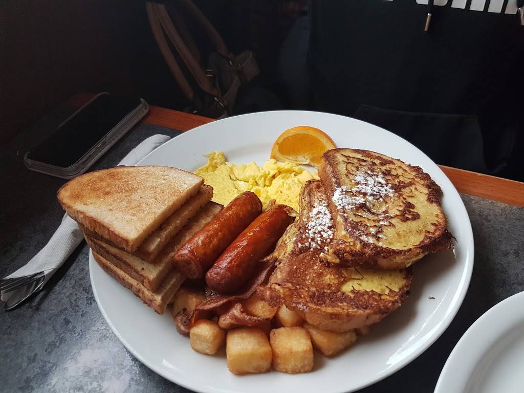 Angels Diner - Family Restaurant London | restaurant | 100 Belmont Dr unit 1, London, ON N6J 3T4, Canada | 5196902900 OR +1 519-690-2900