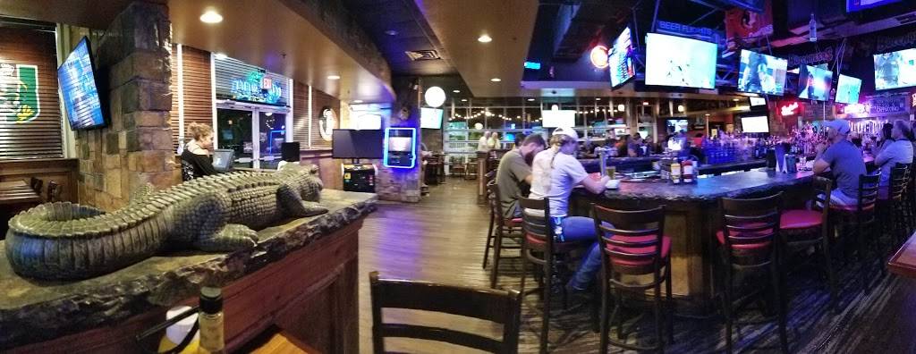 Paninis Bar and Grill | restaurant | 3973 Van Dyke Rd, Lutz, FL 33558, USA | 8139623479 OR +1 813-962-3479