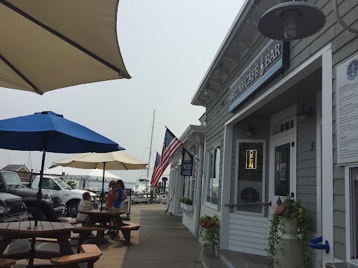 Jamestown Marina Cafe and Bar | restaurant | 3 E Ferry Wharf, Jamestown, RI 02835, USA | 4015604146 OR +1 401-560-4146