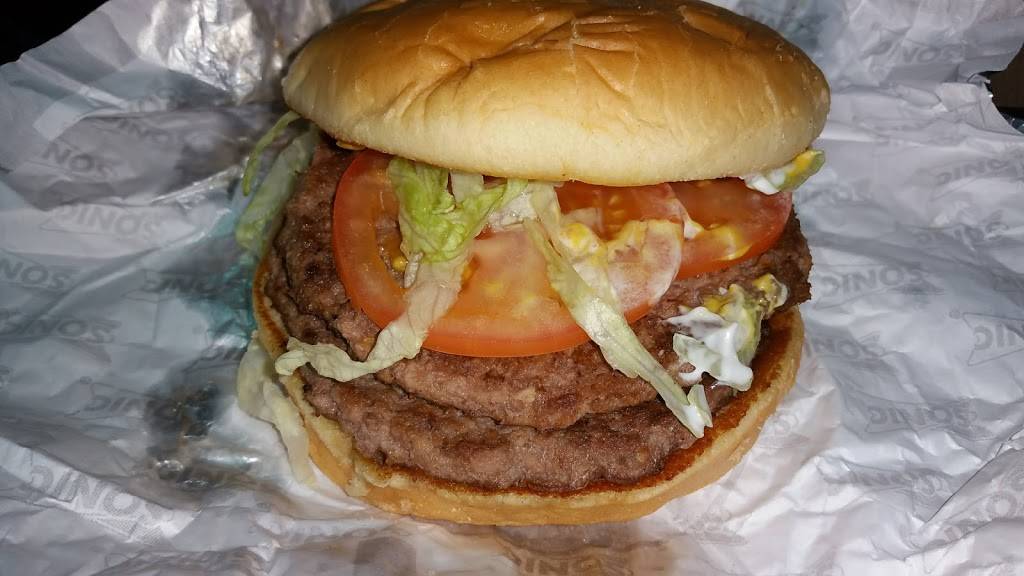 Sonic Drive-In | restaurant | 1632 Lemon St, Anaheim, CA 92801, USA | 7149924500 OR +1 714-992-4500