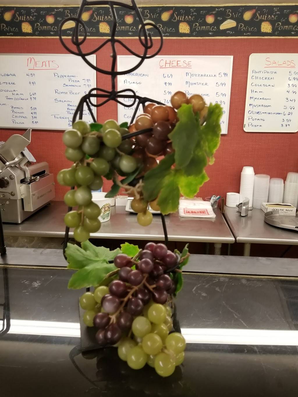 Starr Road Mushroom Market | restaurant | 111 Starr Rd, Russellton, PA 15076, USA | 7242654664 OR +1 724-265-4664