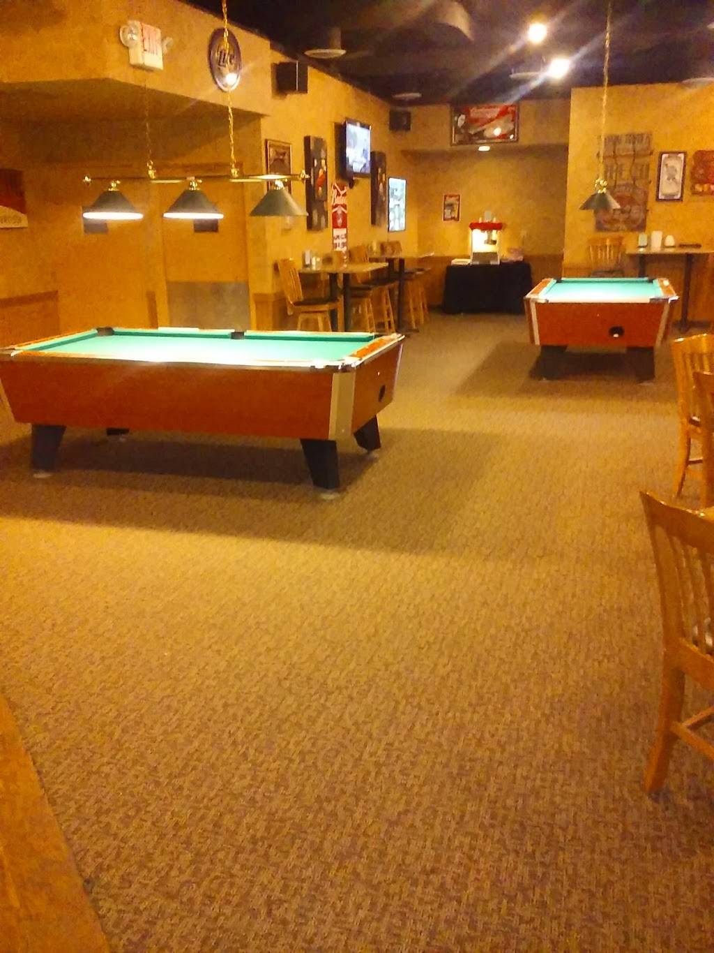 Shays Restaurant and Lounge | restaurant | 1500 E College Dr, Marshall, MN 56258, USA | 5075323221 OR +1 507-532-3221