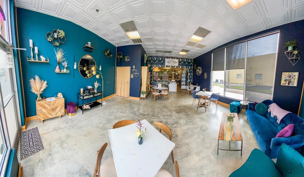 Uncommon Catering & Eatery | restaurant | 2942 Curry Ford Rd, Orlando, FL 32806, USA | 4079851174 OR +1 407-985-1174